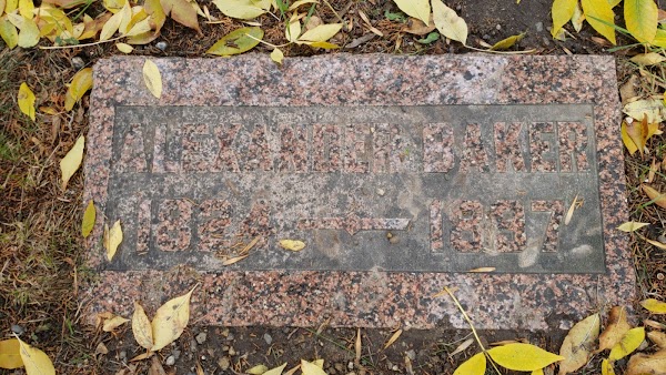 Maple Knoll Cemetery grounds