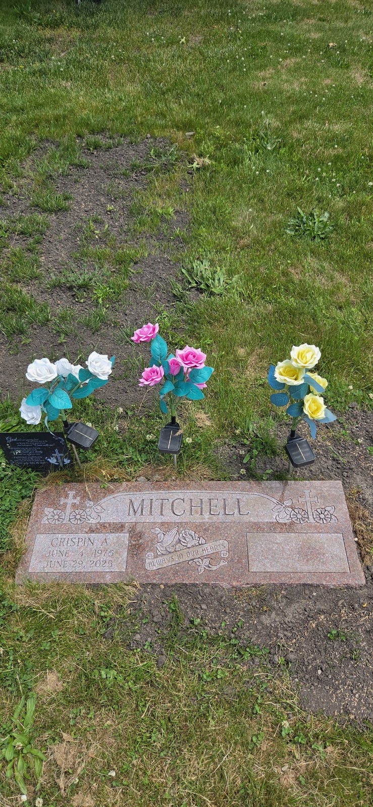Maplewood Cemetery and Chapel Mausoleum headstone and grounds