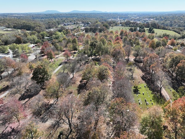 Maplewood Cemetery grounds