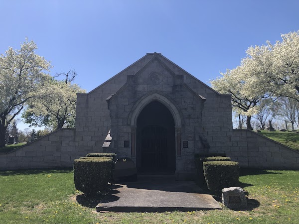 Marion Cemetery grounds