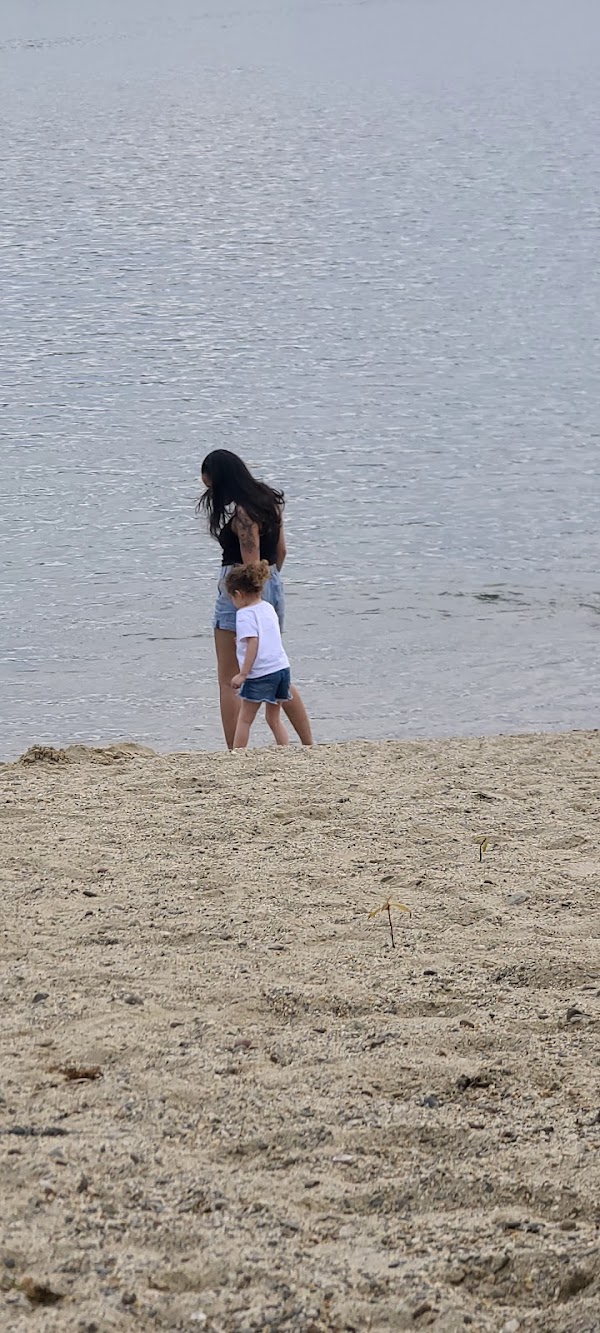 Marlborough Memorial Beach grounds