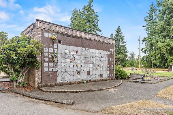 Marysville Cemetery grounds