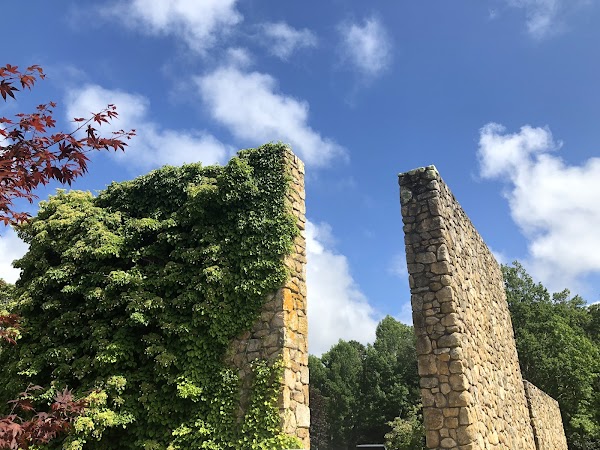 Massachusetts National Cemetery grounds