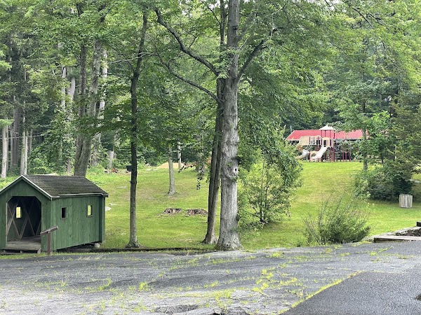 Matthies Memorial Park grounds