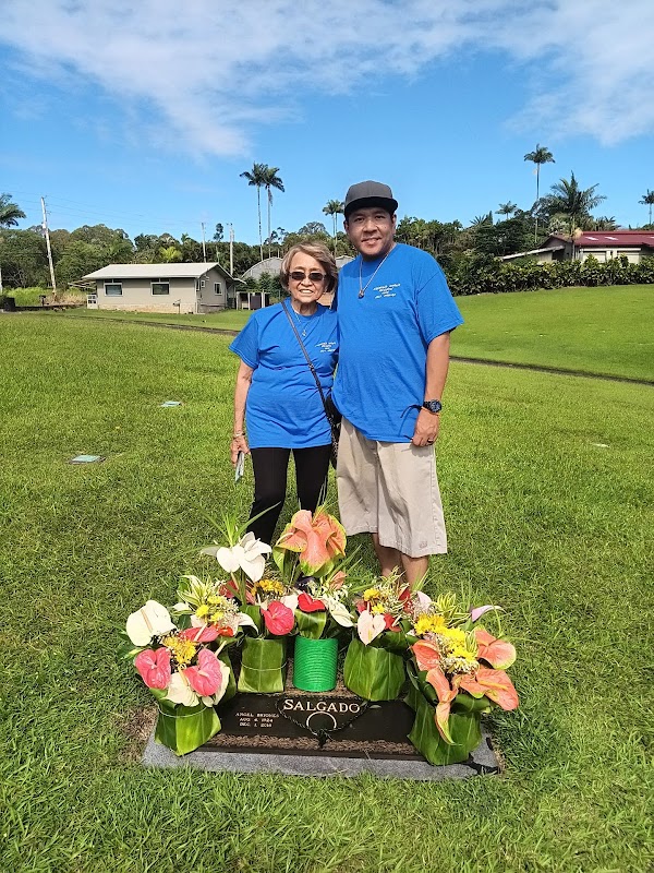 Mauna Kea Memorial Park grounds