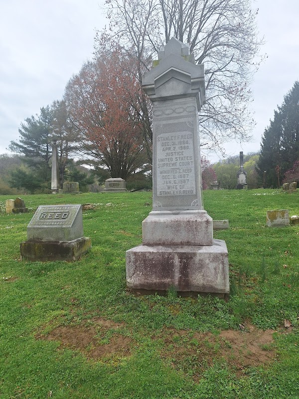 Maysville/Mason County Cemetery grounds