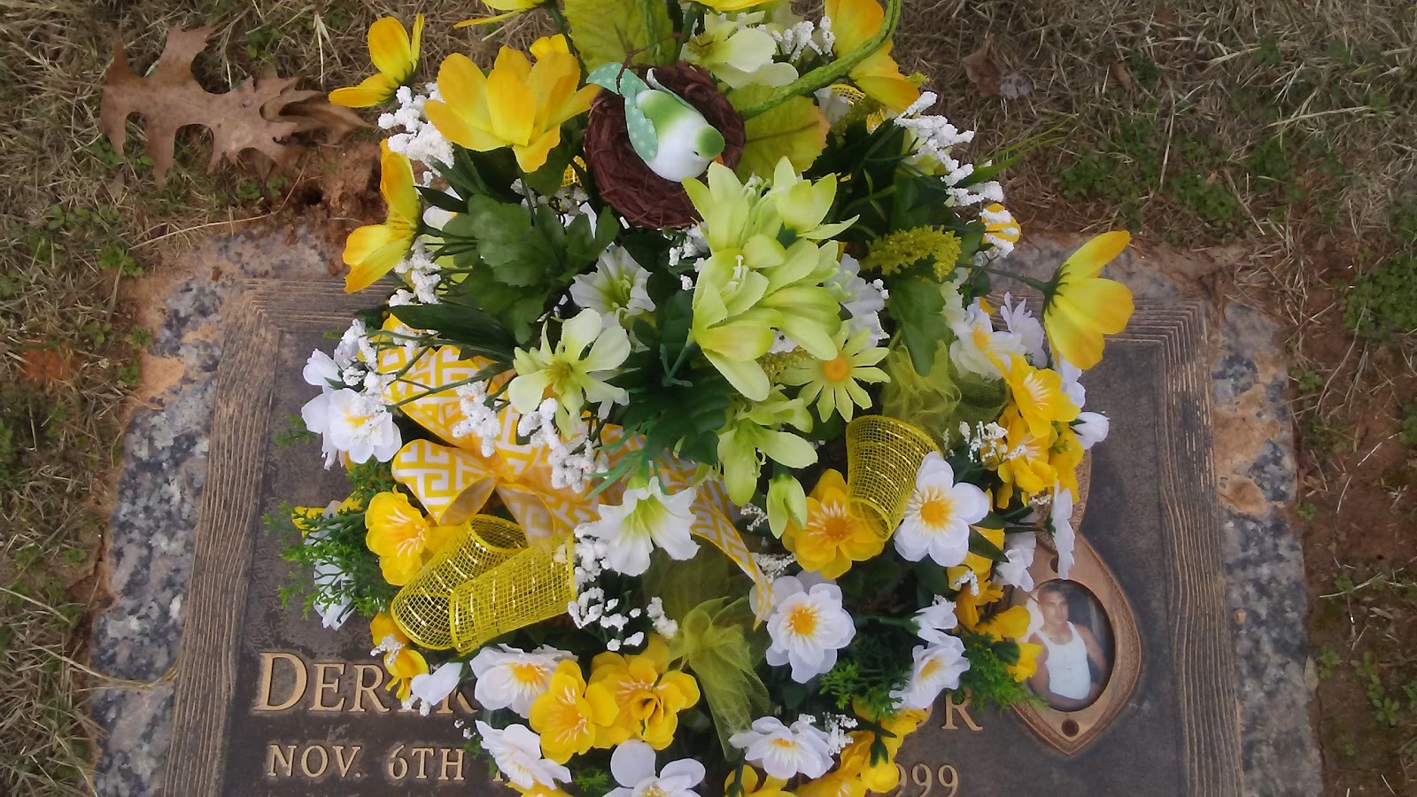 McDowell Memorial Park headstone and grounds