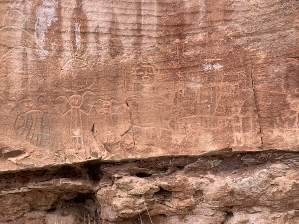 Medicine Lodge Archaeological Site grounds