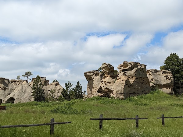 Medicine Rocks State Park grounds