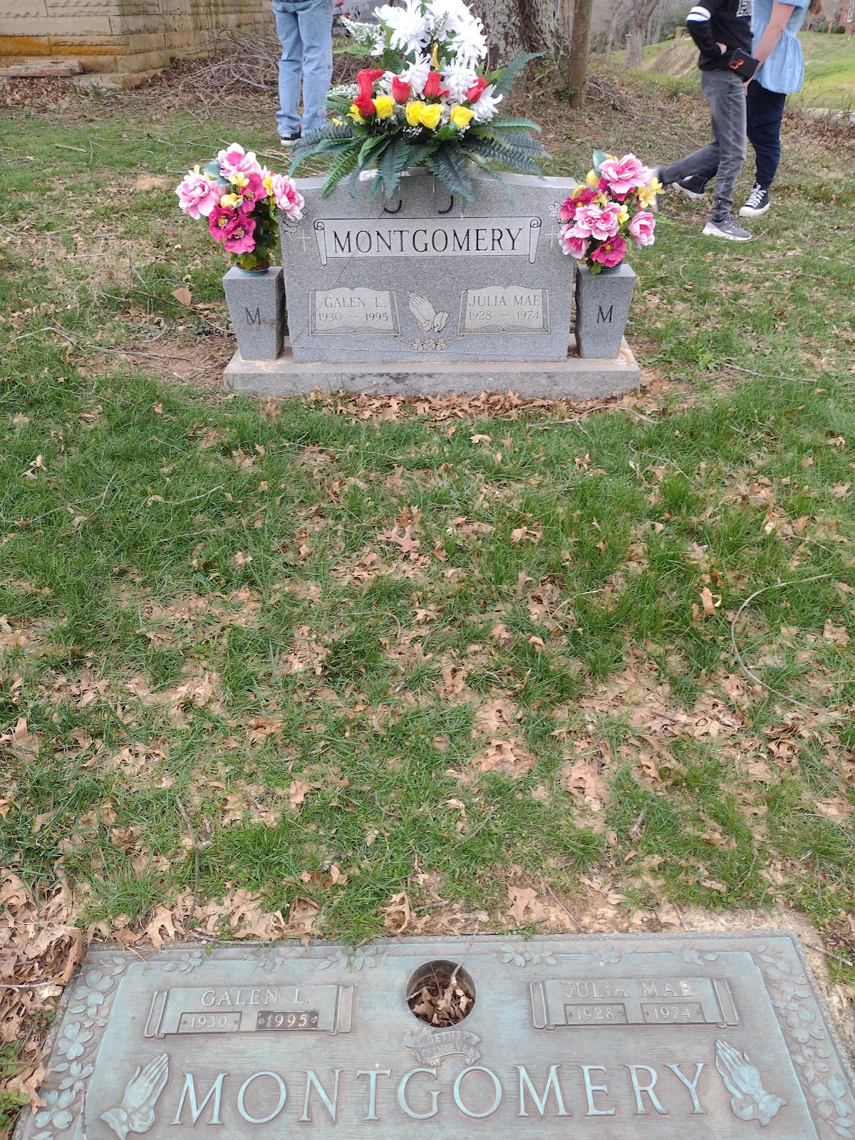 Memorial Burial Park cemetery grounds and headstones