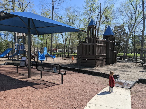 Memorial Center Park grounds