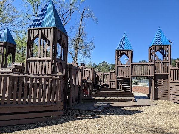 Memorial Center Park grounds