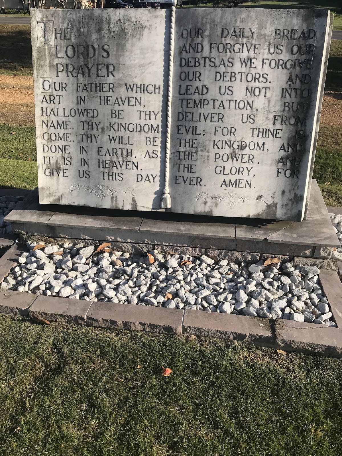 Memorial Garden Park cemetery grounds and headstones