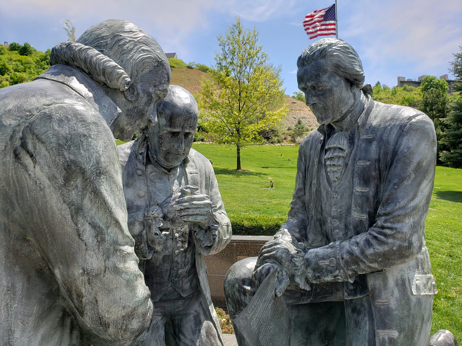 Memorial Lakeview Mortuary and Cemetery headstone and grounds