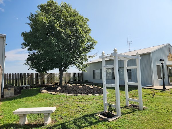 Memorial Lawn Cemetery grounds