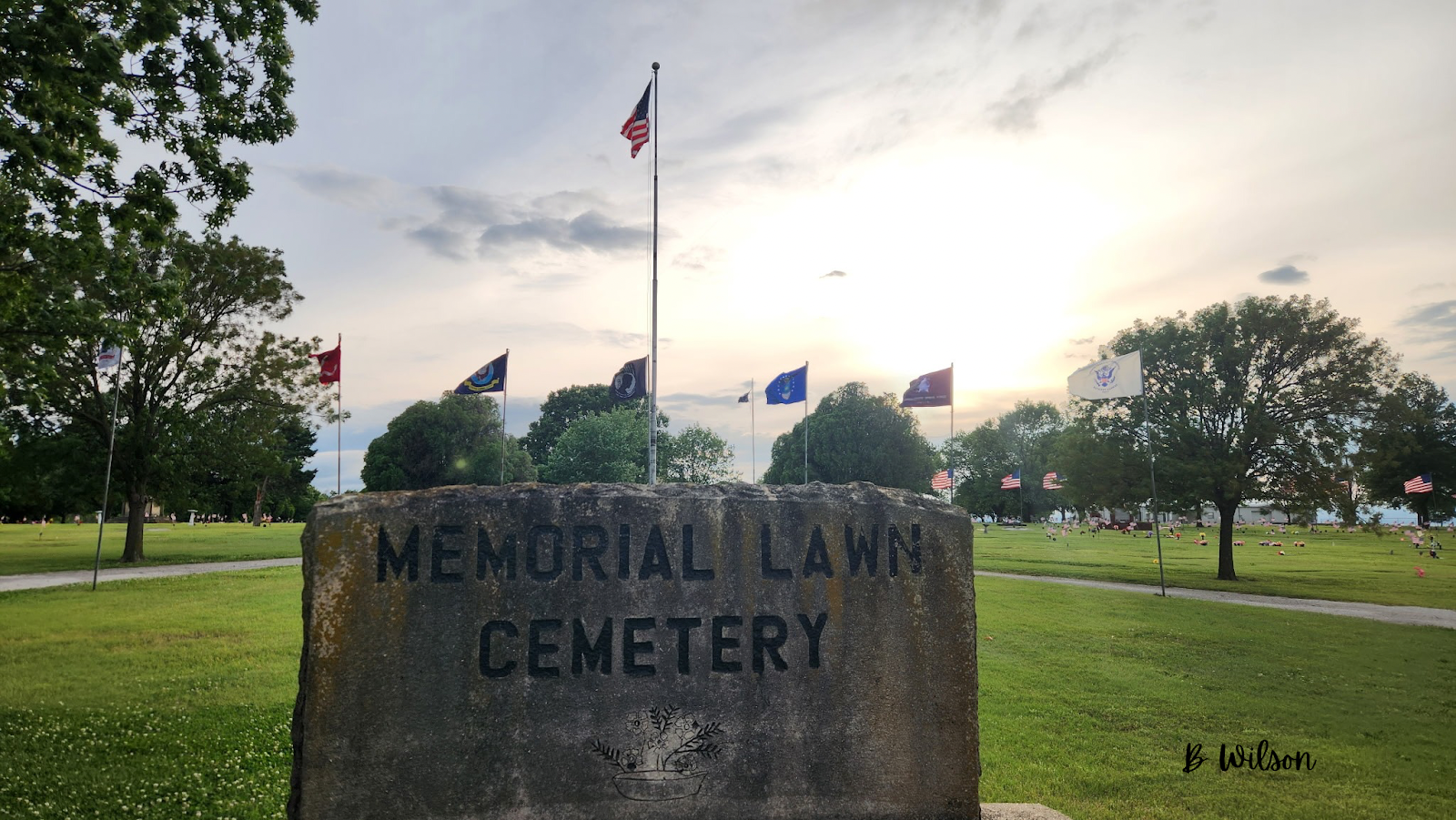 Memorial Lawn Cemetery