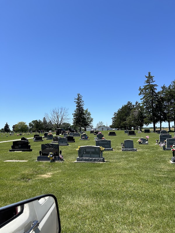 Memorial Lawn Cemetery grounds