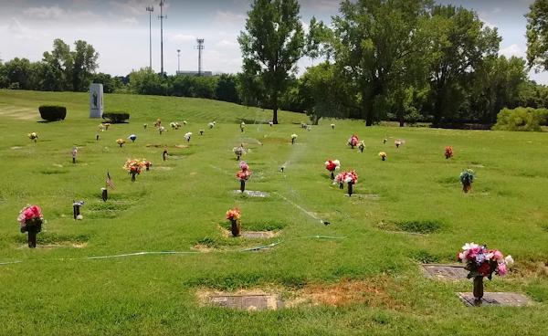 Memorial Park Cemetery & Green Lawn Cemetery grounds
