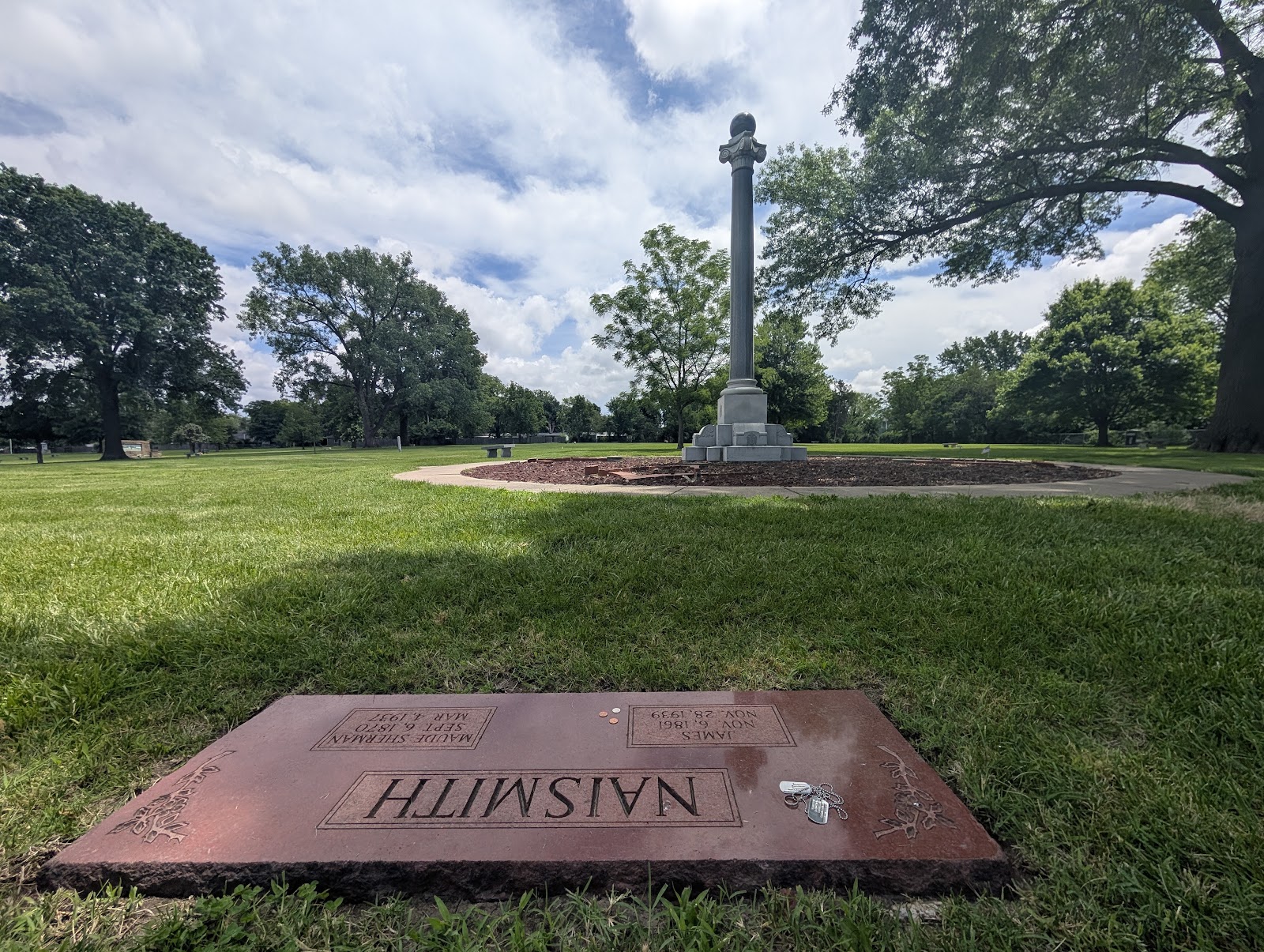 Memorial Park Cemetery cemetery grounds and headstones