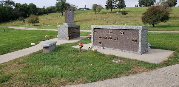 Memorial Park Cemetery grounds