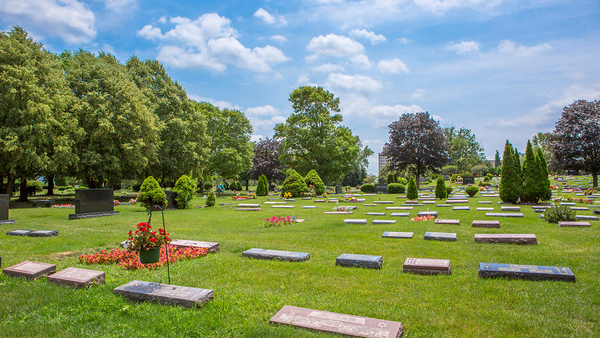 Memorial Park Cemetery grounds