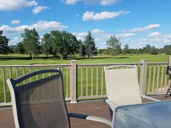 Memorial Park Country Club grounds