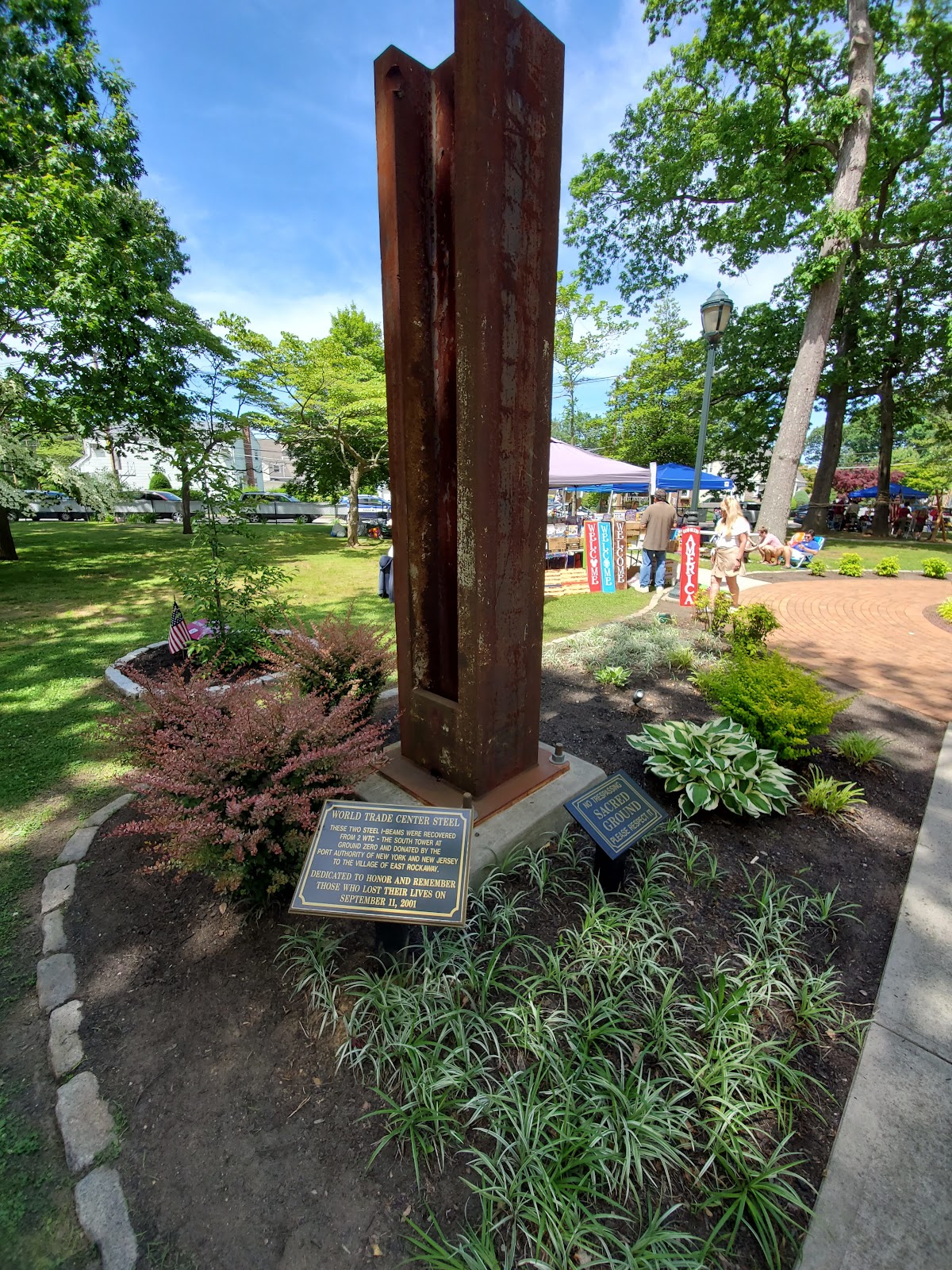Memorial Park cemetery grounds and headstones