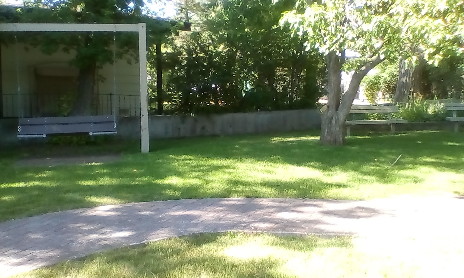 Memorial Park cemetery grounds and headstones