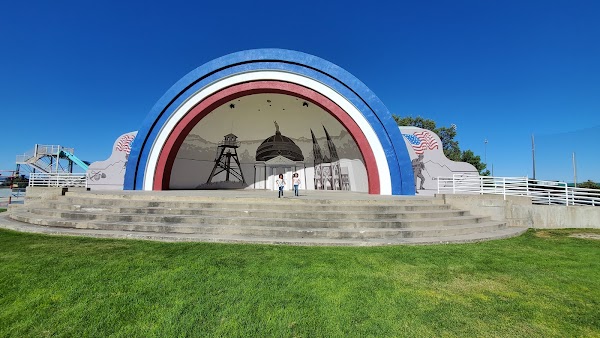 Memorial Park grounds