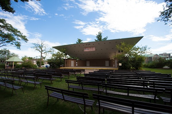 Memorial Park grounds