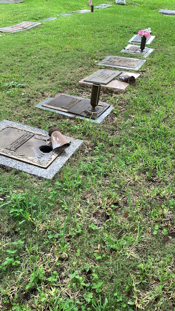 Memorial Plan at Miami Memorial Park Cemetery grounds