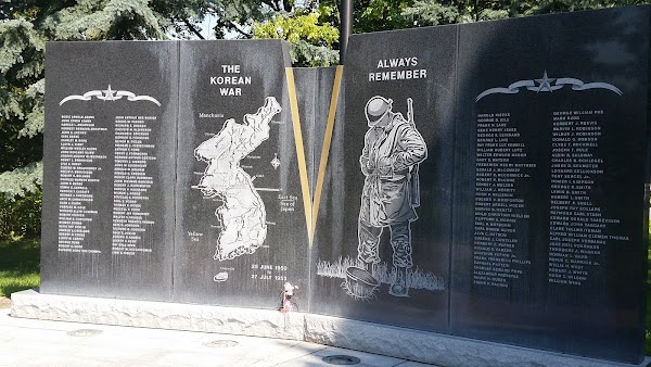 Memorial Rose Garden grounds