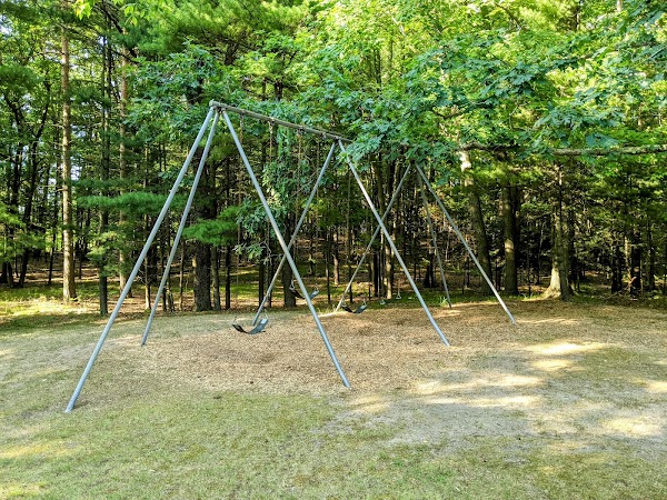 Memorial Tree Park grounds