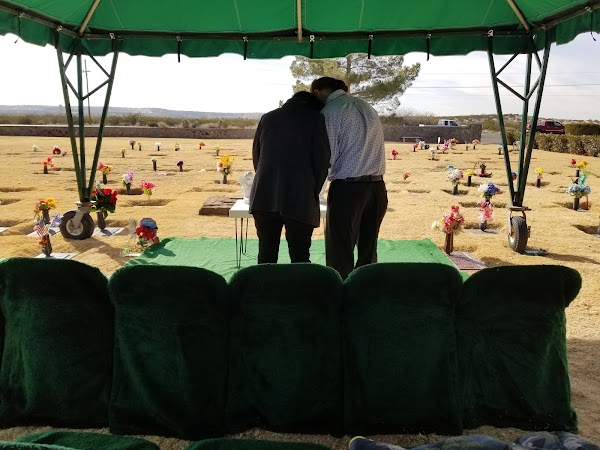 Memory Gardens of the Valley grounds