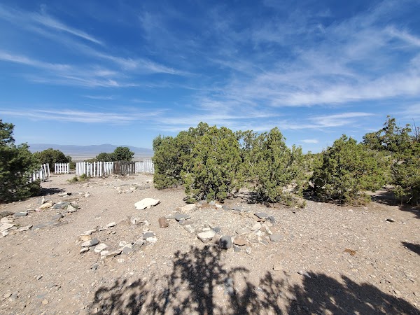 Mercur Cemetery grounds