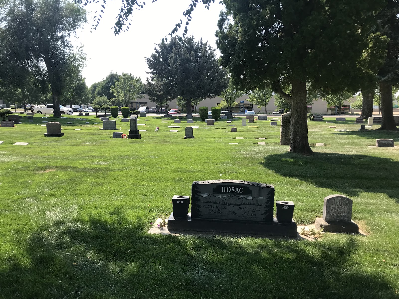 Meridian Cemetery cemetery grounds and headstones