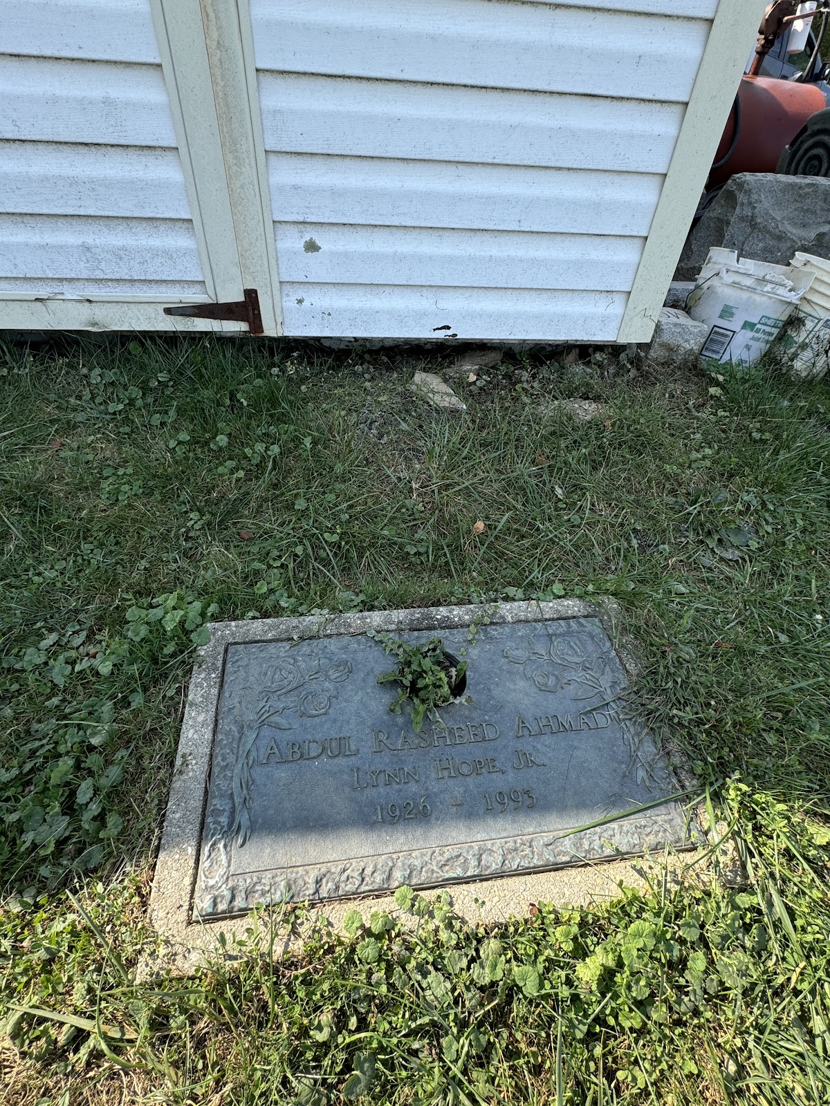 Merion Memorial Park cemetery grounds and headstones