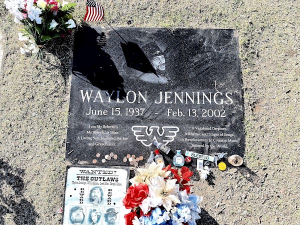 Mesa Cemetery grounds