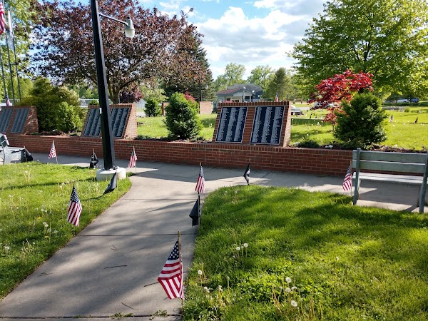 Michigan Vietnam Memorial grounds