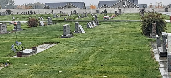 Middleton Cemetery District grounds