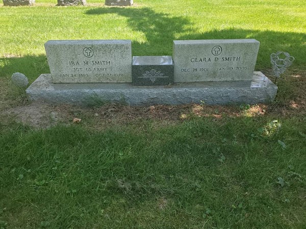 Midland Municipal Cemetery grounds