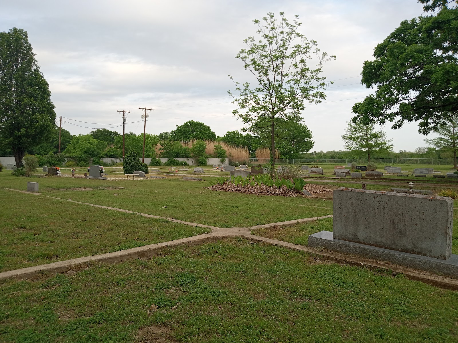 Milford Cemetery headstone and grounds