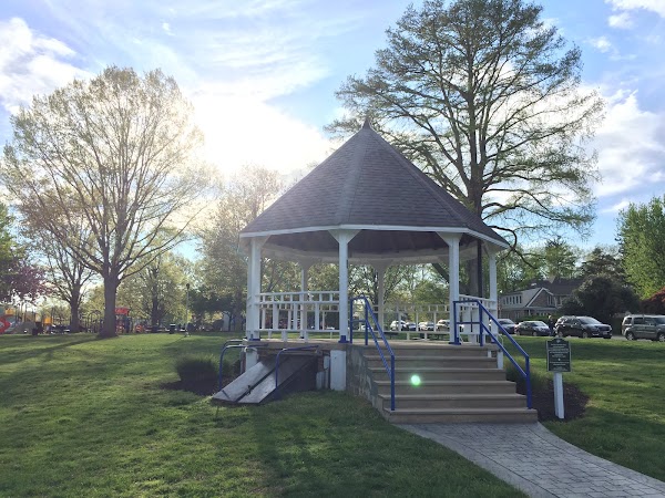 Millard Tydings Memorial Park grounds