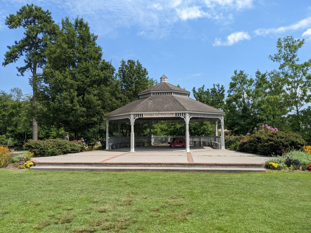 Milton Memorial Park cemetery grounds and headstones