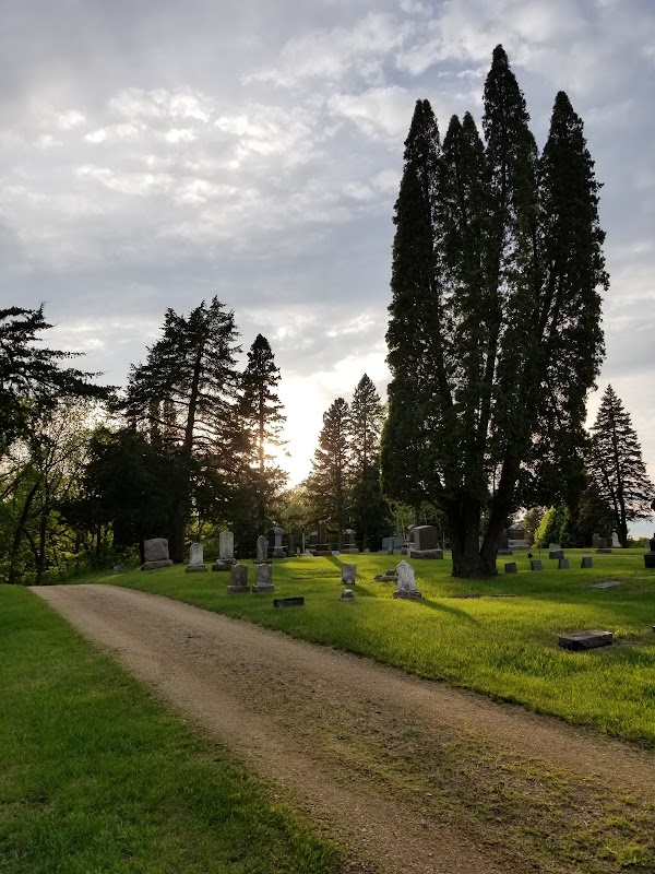 Minneopa Cemetery grounds