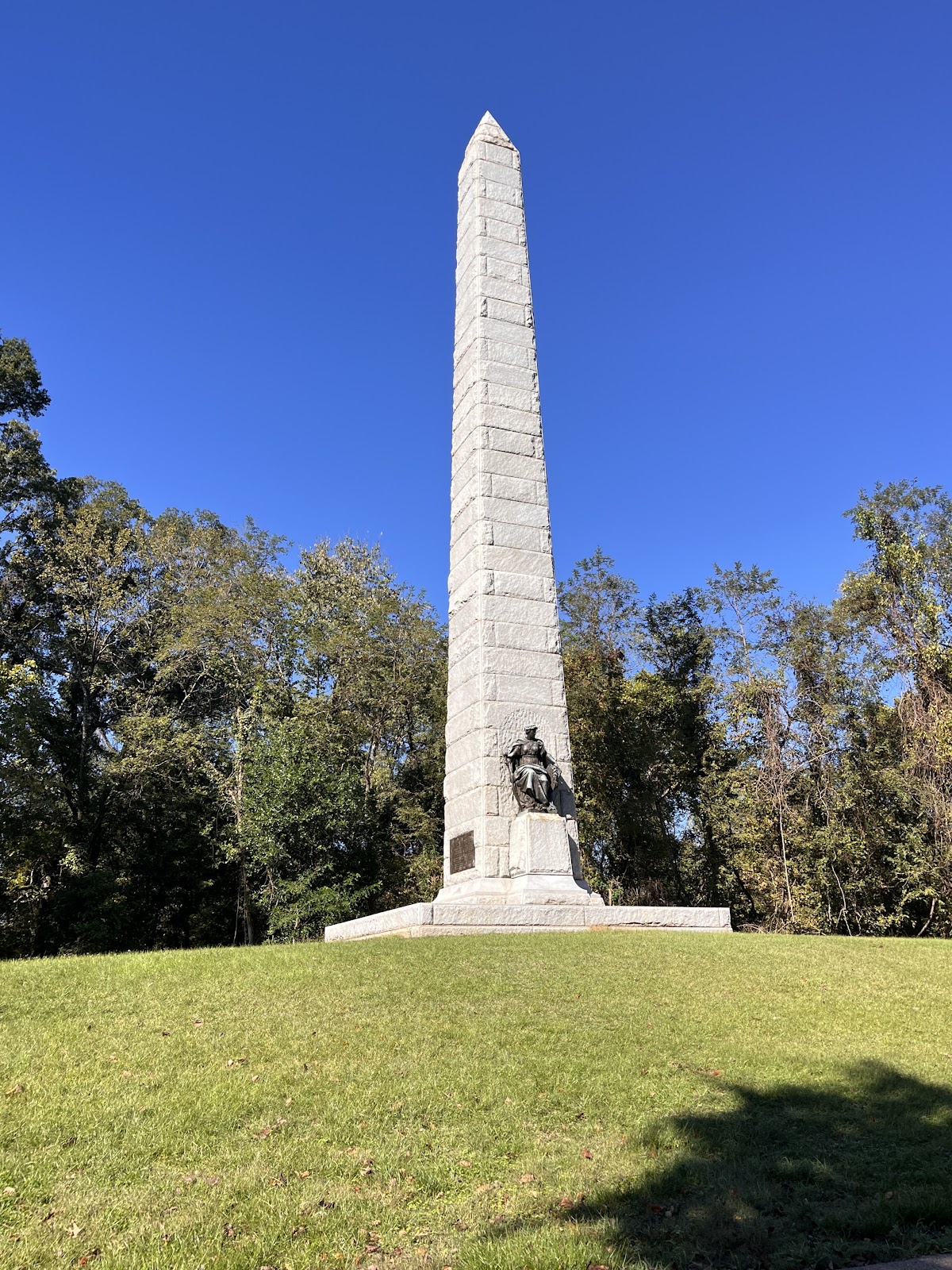 Minnesota Memorial cemetery grounds and headstones