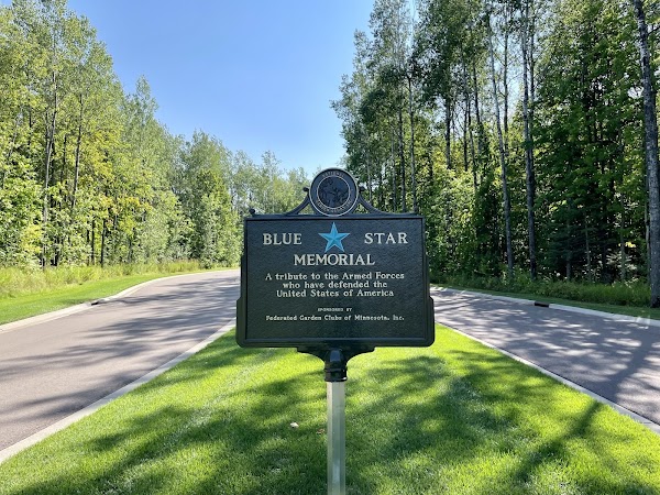 Minnesota State Veterans Cemetery - Duluth grounds