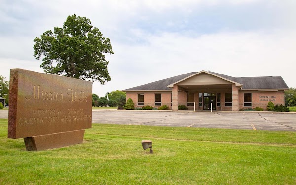 Mission Hills Memorial Chapel, Crematory & Gardens grounds