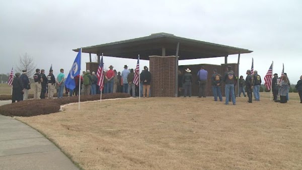 Mississippi Veterans Memorial Cemetery grounds