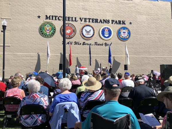 Mitchell Veterans Memorial Park grounds